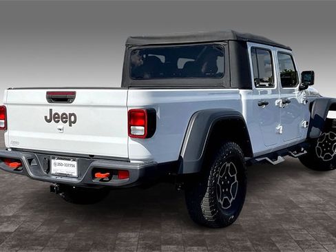 Certified 2022 Jeep Gladiator Mojave image 2