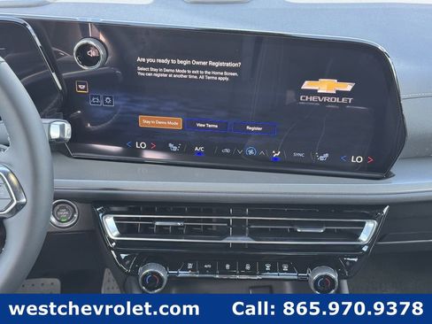 New 2026 Chevrolet Traverse LT w/ Enhanced Driving Package image 13