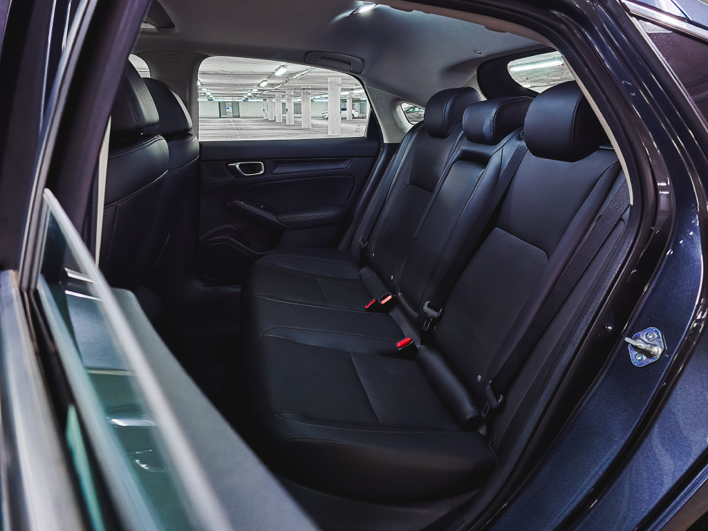 Used 2024 Honda Civic EX-L image 18