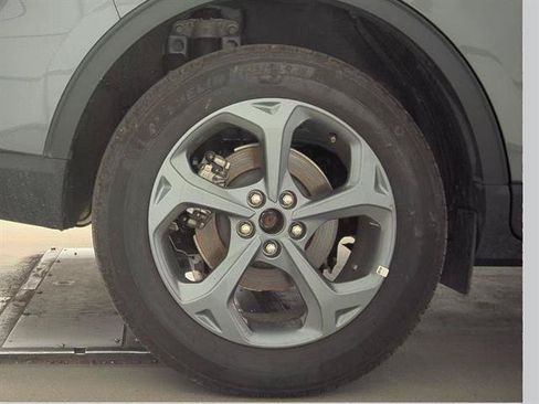 Used 2025 Ford Escape ST-Line AWD/4WD image 8