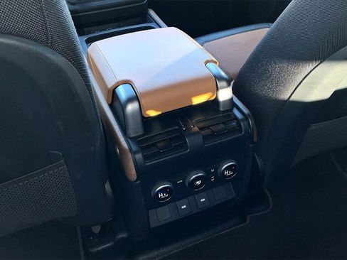 Used 2023 Land Rover Defender 110 X image 25