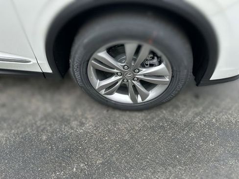 New 2026 Acura MDX SH-AWD image 11
