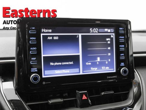 Used 2022 Toyota Corolla Cross LE image 19