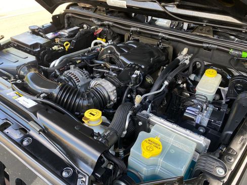 Used 2016 Jeep Wrangler Sport w/ Quick Order Package 24S image 19