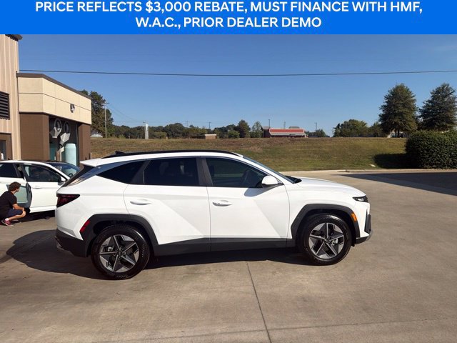 Used 2026 Hyundai Tucson SEL Plus FWD image 2