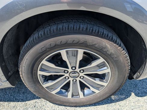 Used 2020 Nissan Armada SL w/ Premium Package RWD image 4
