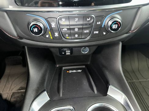 Certified 2023 Chevrolet Traverse RS w/ LPO, Floor Liner Package image 16