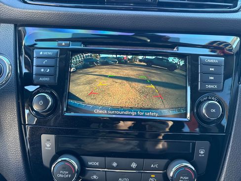 Certified 2022 Nissan Rogue Sport SV image 20