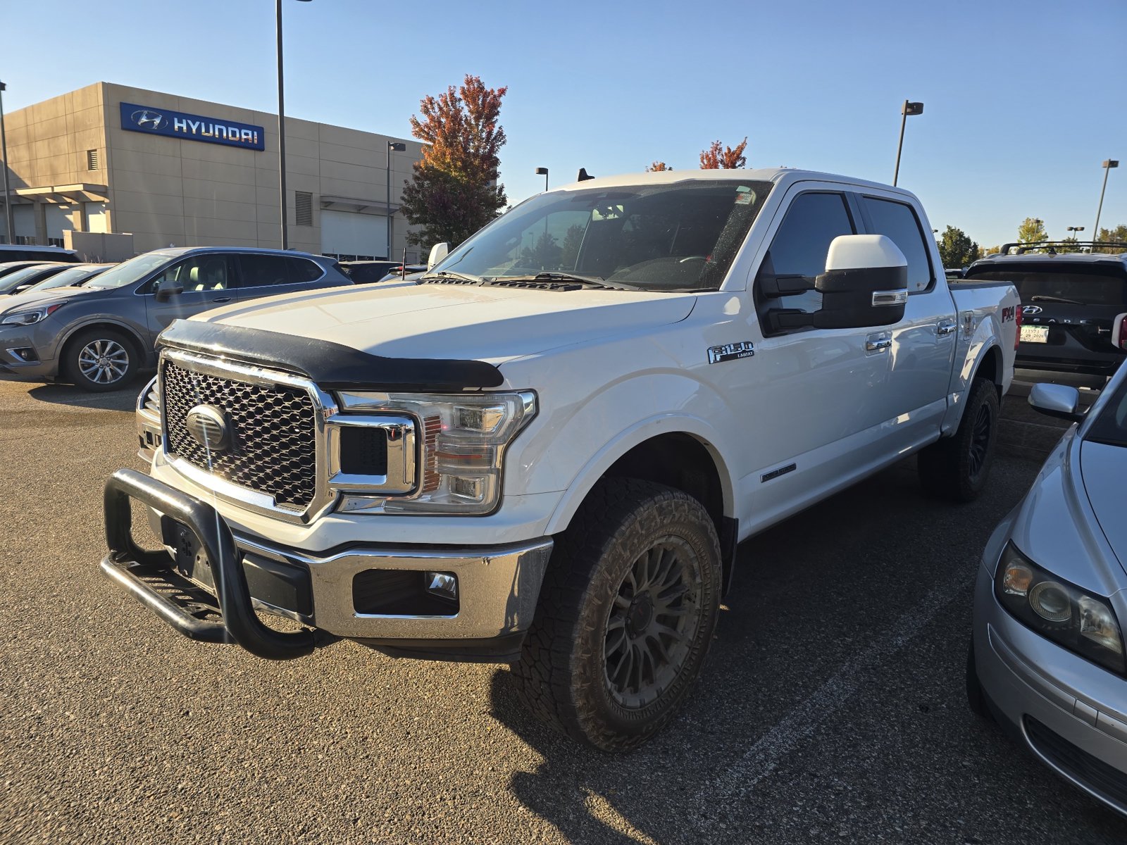 Used 2019 Ford F150 Lariat w/ Equipment Group 502A Luxury AWD/4WD image 12