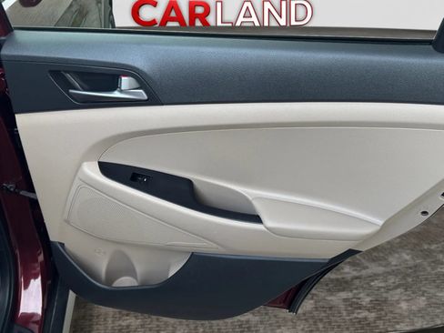 Used 2017 Hyundai Tucson SE w/ SE Popular Package 02 FWD image 18