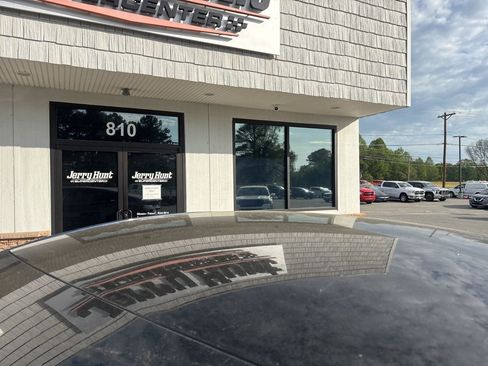 Used 2024 Tesla Model Y Long Range image 11