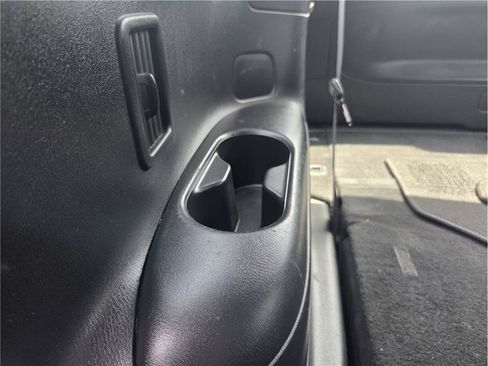 Used 2015 Nissan Pathfinder SV AWD/4WD image 30
