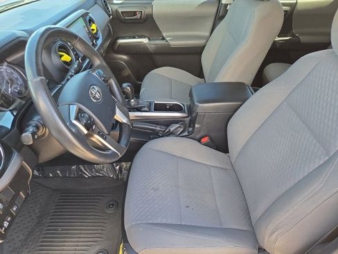 Used 2023 Toyota Tacoma SR5 image 9