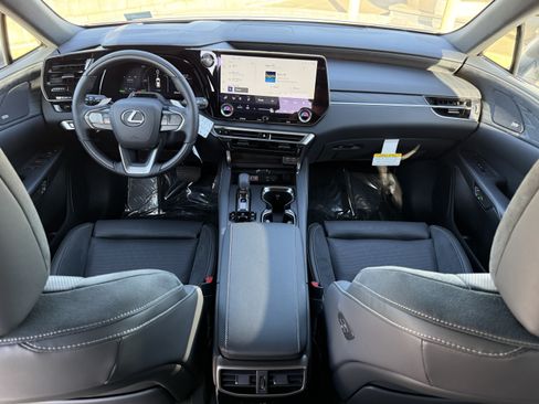 New 2026 Lexus RX 450h AWD image 27