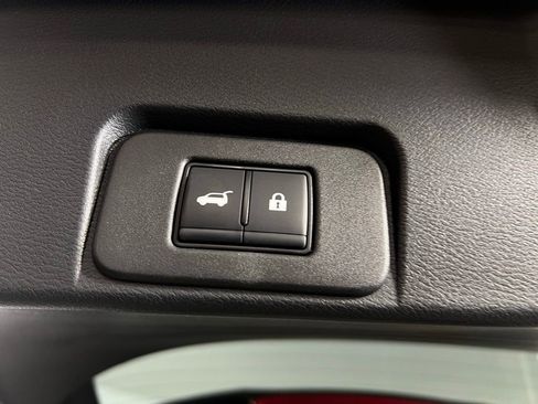 Used 2024 Nissan Rogue Platinum w/ Platinum Premium Package AWD/4WD image 29