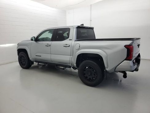 Used 2024 Toyota Tacoma SR5 RWD image 7