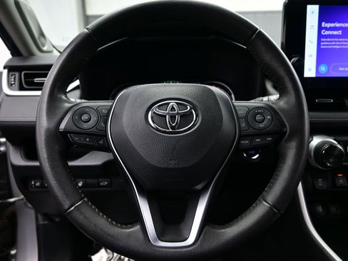 Used 2023 Toyota RAV4 XLE Premium AWD/4WD image 23