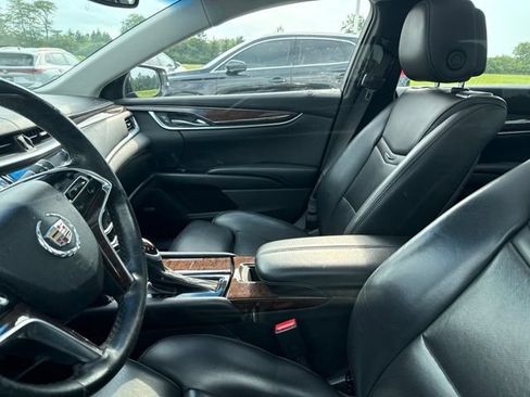 Used 2013 Cadillac XTS Premium FWD image 10