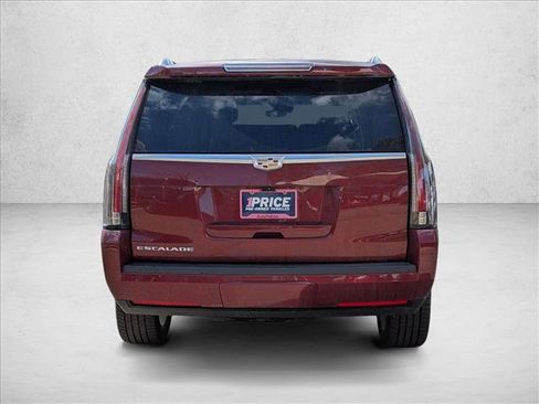 Used 2020 Cadillac Escalade Luxury image 6