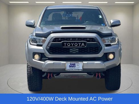 Used 2020 Toyota Tacoma TRD Sport AWD/4WD image 5