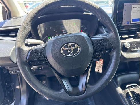 Used 2023 Toyota Corolla LE FWD image 11