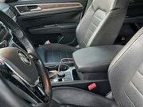 Used 2019 Volkswagen Atlas SEL Premium AWD/4WD image 10