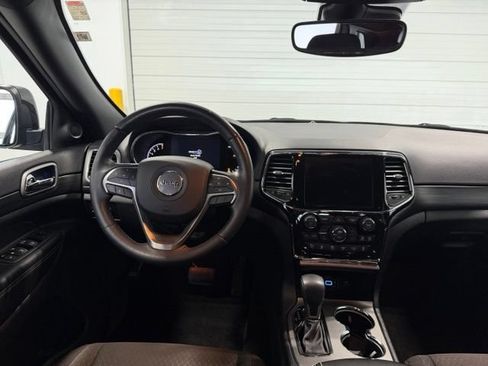 Used 2021 Jeep Grand Cherokee Freedom Edition AWD/4WD image 28