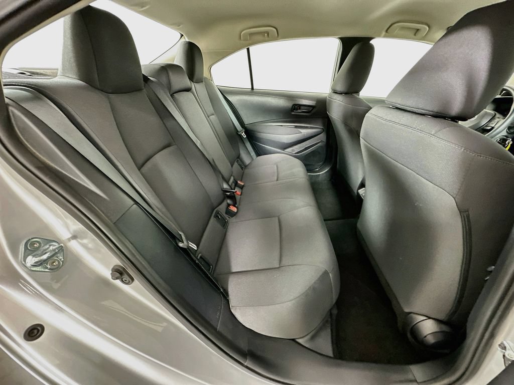 Used 2025 Toyota Corolla LE FWD image 25