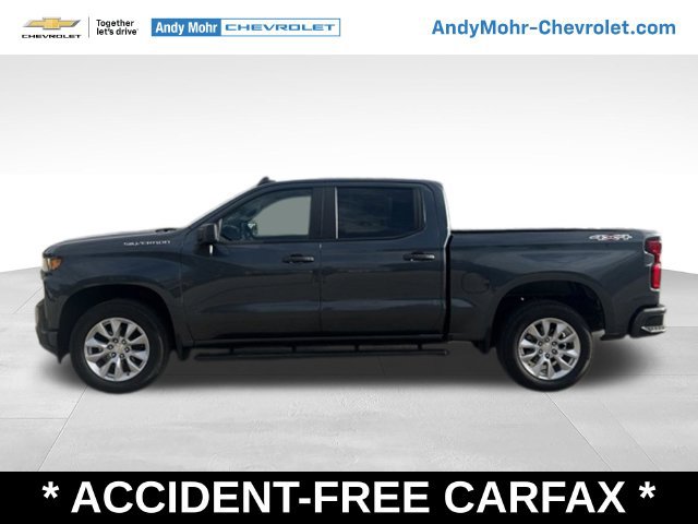 Used 2020 Chevrolet Silverado 1500 Custom w/ Custom Value Package AWD/4WD image 2