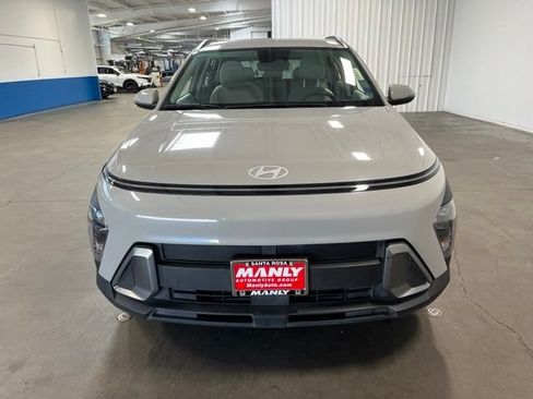 Used 2024 Hyundai Kona SEL AWD/4WD image 8