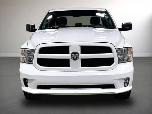 Used 2017 RAM 1500 Express image 2