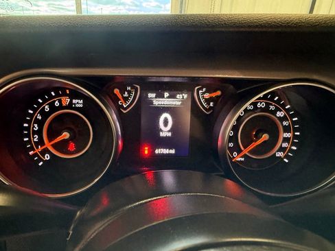 Used 2020 Jeep Wrangler Sport image 21
