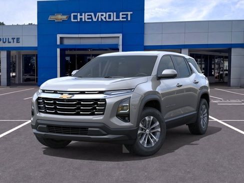 New 2026 Chevrolet Equinox LT w/ Convenience Package II FWD image 6