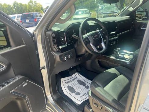 Used 2025 GMC Sierra 1500 Elevation w/ Elevation Premium Package AWD/4WD image 19
