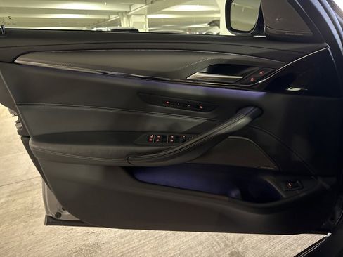 Used 2019 BMW M5 w/ Executive Package image 21