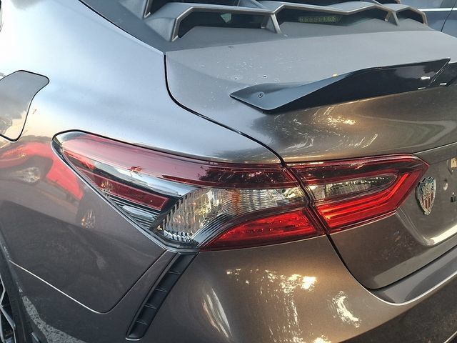 Used 2023 Toyota Camry SE FWD image 8
