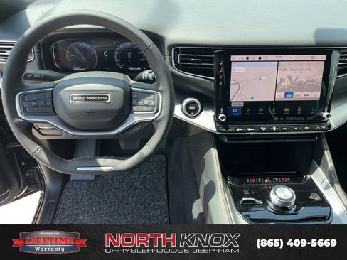 New 2026 Jeep Grand Wagoneer L 4WD image 7