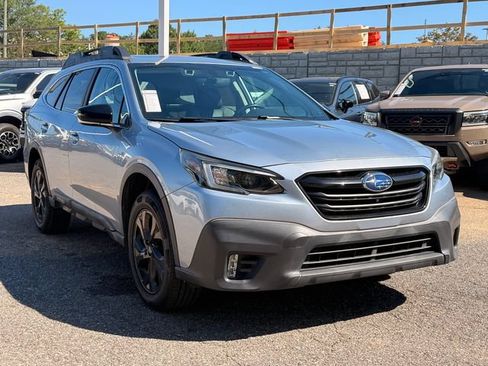 Used 2020 Subaru Outback Onyx Edition XT AWD/4WD image 7