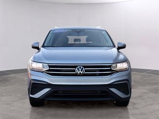 Used 2022 Volkswagen Tiguan SE w/ Panoramic Sunroof Package video 2