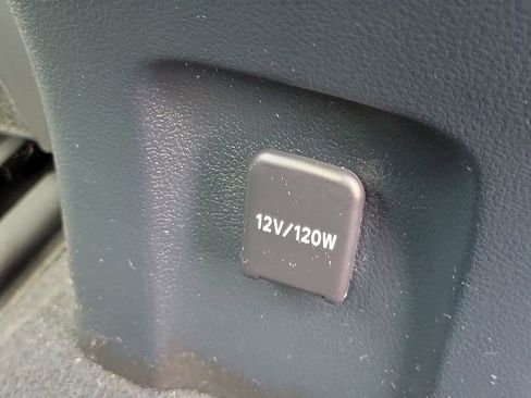 Used 2019 Toyota Prius Prime Advanced FWD image 25
