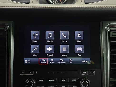 Used 2018 Porsche Macan AWD/4WD image 17