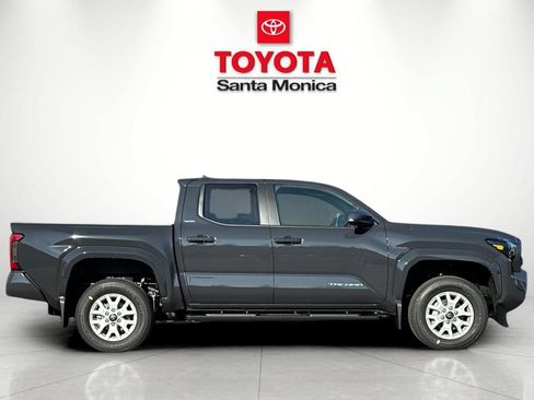 New 2026 Toyota Tacoma SR5 AWD/4WD image 2