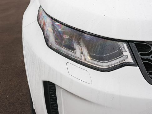 Used 2025 Land Rover Discovery Sport S image 15