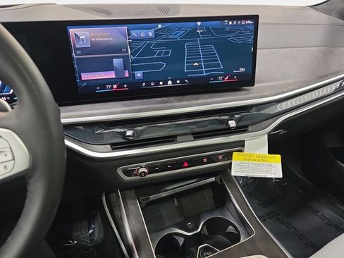 Certified 2026 BMW X7 xDrive40i AWD/4WD image 17