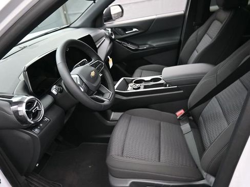 New 2026 Chevrolet Equinox LT FWD image 8