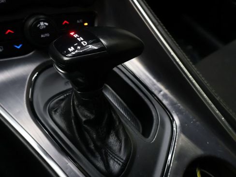 Used 2018 Dodge Challenger R/T RWD image 26