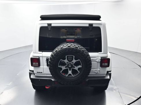 Used 2021 Jeep Wrangler Unlimited Rubicon w/ Cold Weather Group AWD/4WD image 37