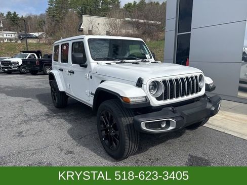 Used 2025 Jeep Wrangler Unlimited Sahara w/ Safety Group image 1