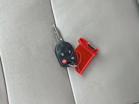 Used 2011 Ford Fusion SEL w/ 301A Rapid Spec Order Code image 29