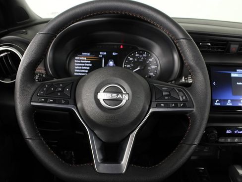 Certified 2024 Nissan Kicks SR FWD image 9